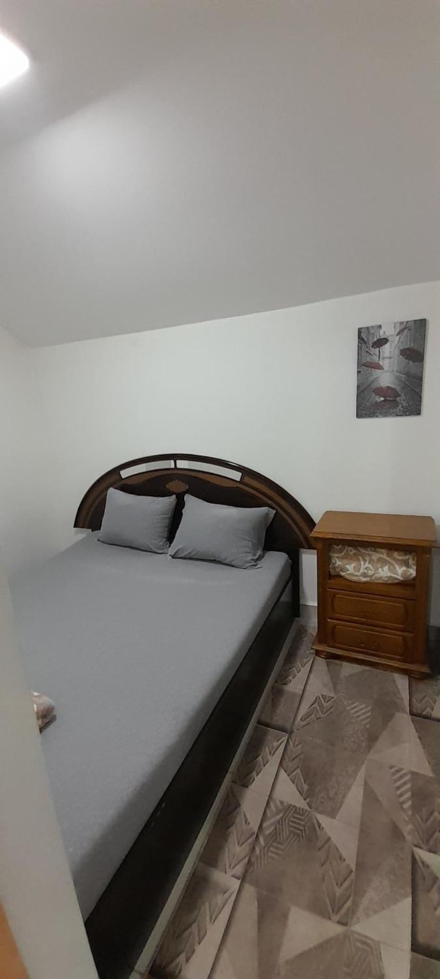 Cole Apartment